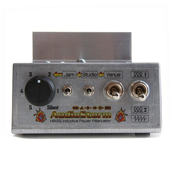 HotBox 125i - Front View showing two large toggles, two small toggles and control knob